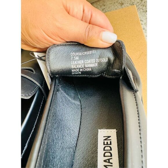 STEVE MADDEN NWB Black Lug Loafer - Picture 10 of 10